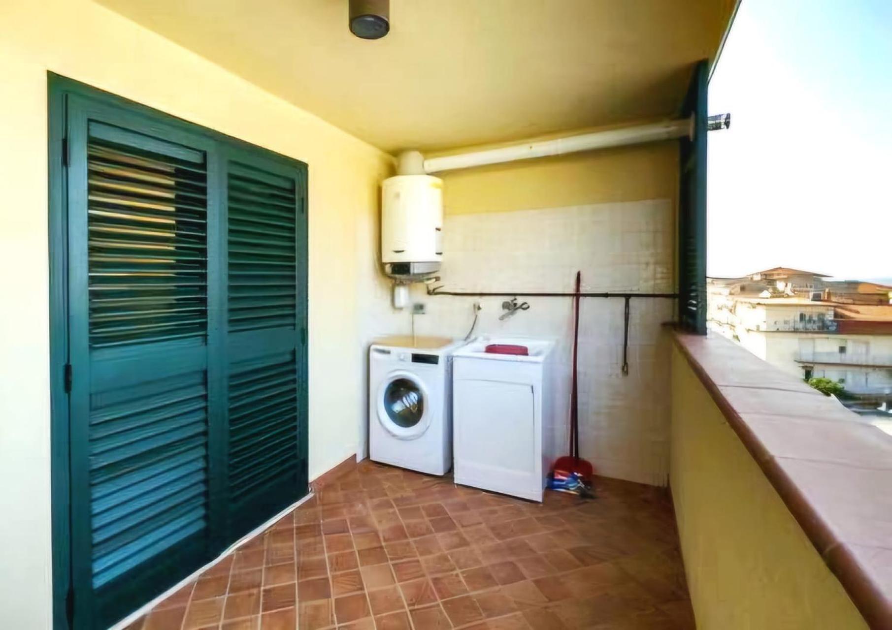 Magico Apartments - 450M Dalla Spiaggia Capo dʼOrlando Exterior foto