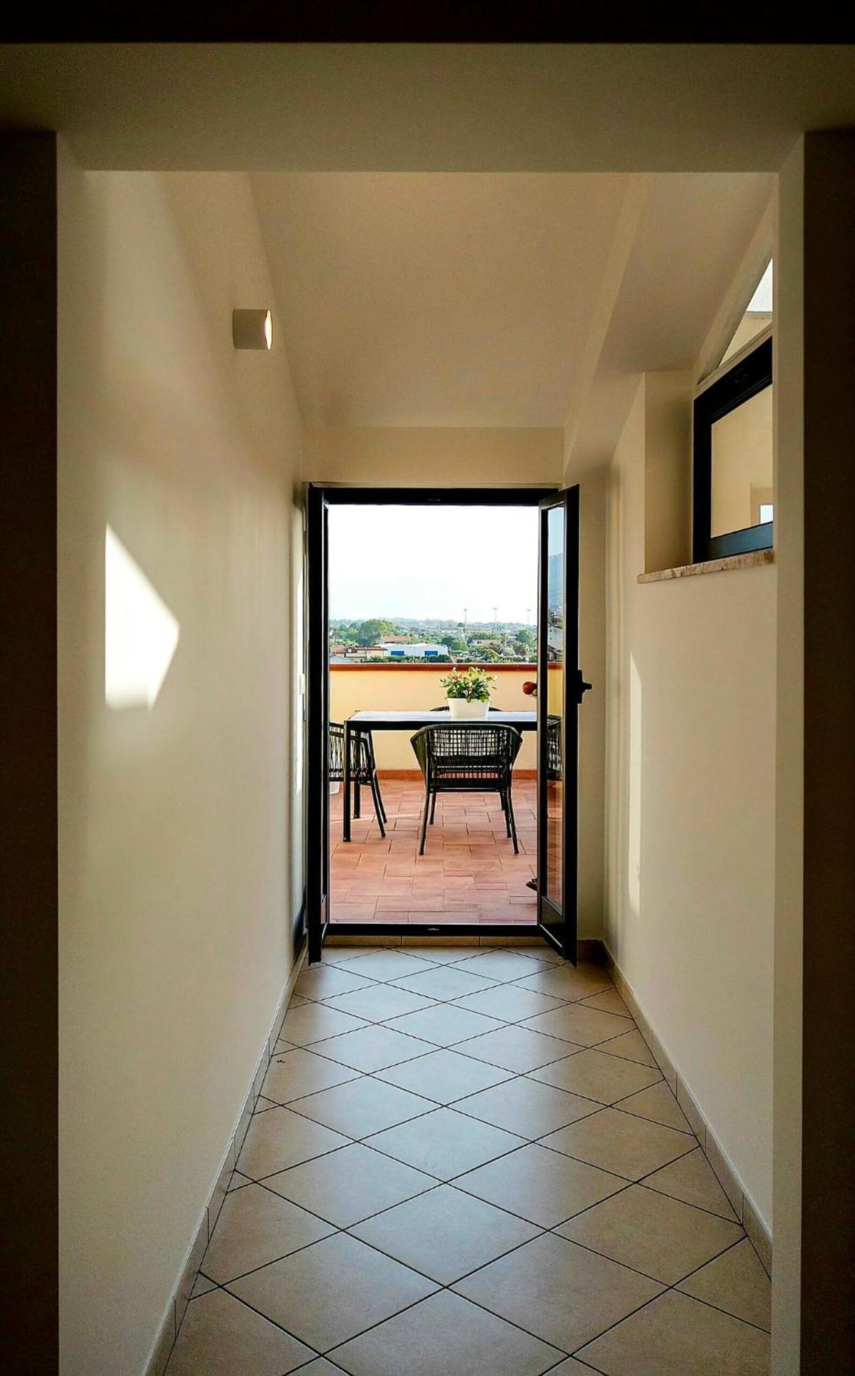 Magico Apartments - 450M Dalla Spiaggia Capo dʼOrlando Exterior foto
