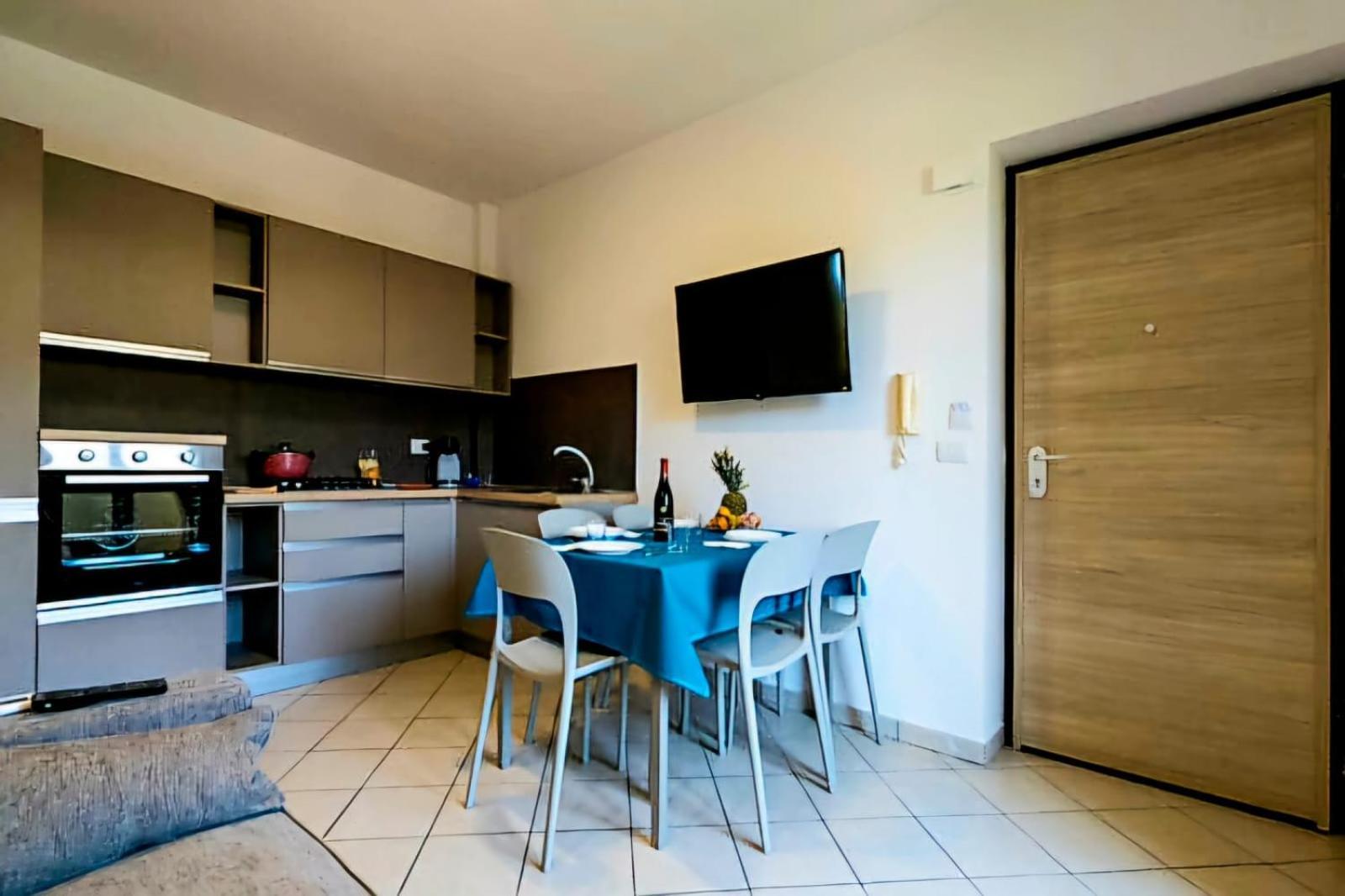 Magico Apartments - 450M Dalla Spiaggia Capo dʼOrlando Exterior foto